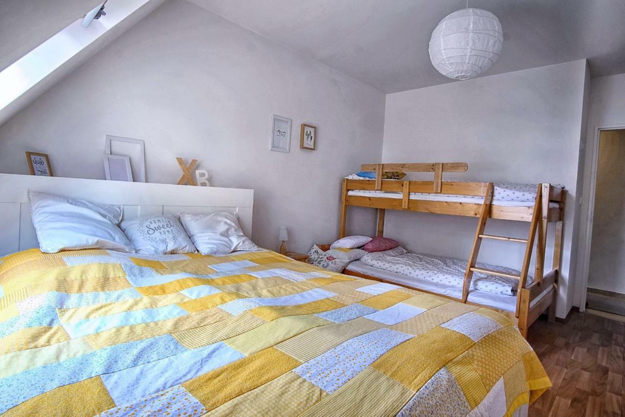 Apartman Destna Cp.1 デシュトネー・フ・オルリツキーフ・ホラーフ エクステリア 写真