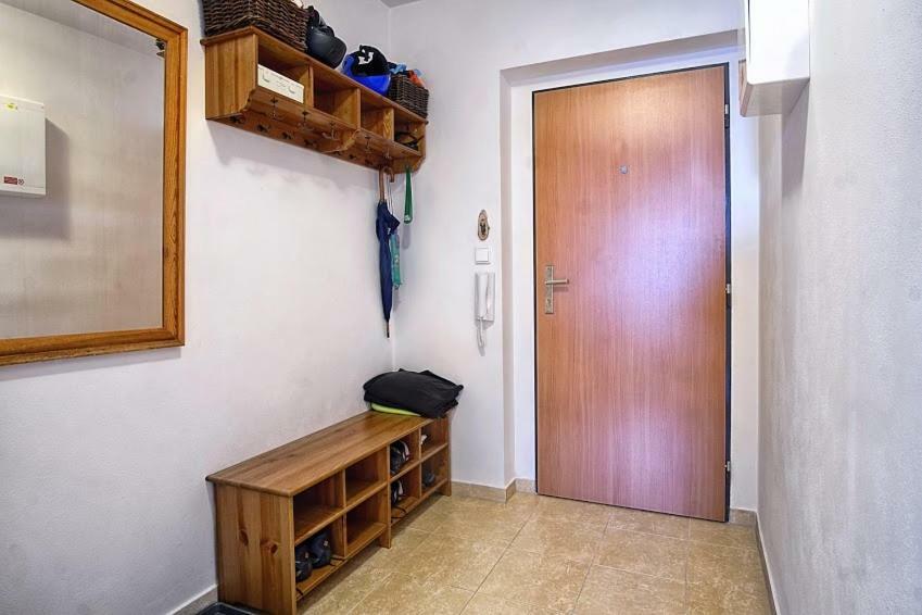 Apartman Destna Cp.1 デシュトネー・フ・オルリツキーフ・ホラーフ エクステリア 写真